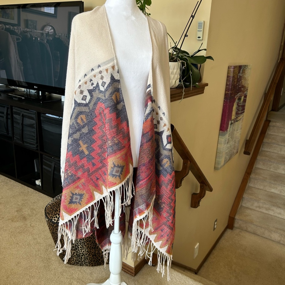 Fringe Shawl with western Pattern